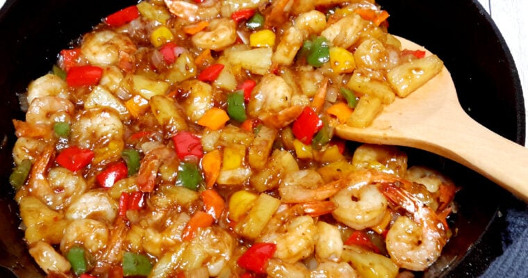 Spicy Shrimp Stir-Fry with Pineapple in Sweet Chilli Sauce
