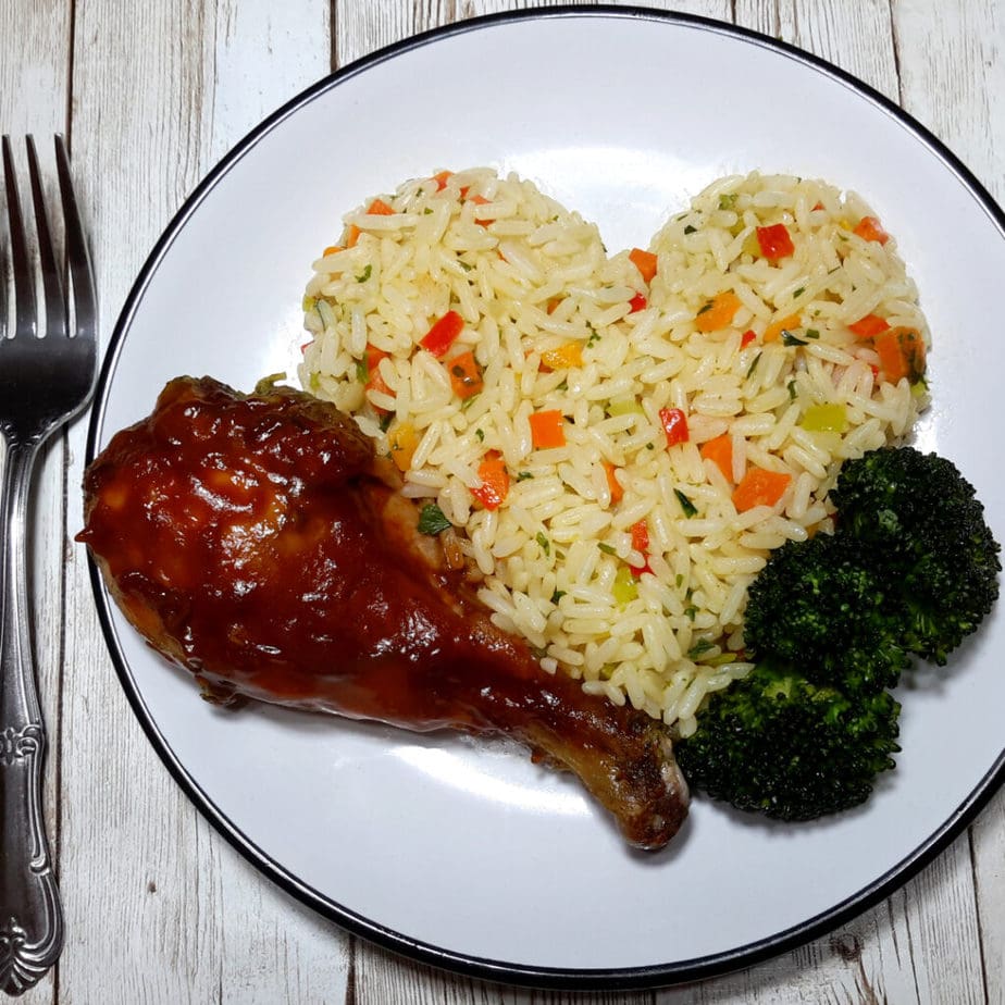 Hoeny BBQ Drumsticks with rice