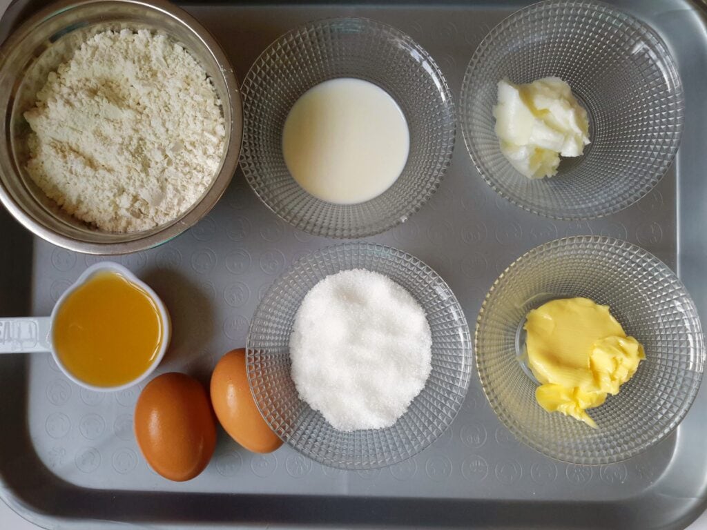 ingredients for orange vanilla sponge cake