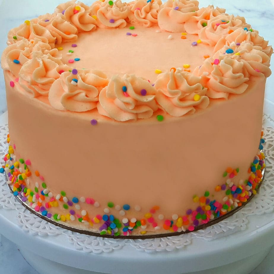 Vanilla-Cake-with-peach-frosting